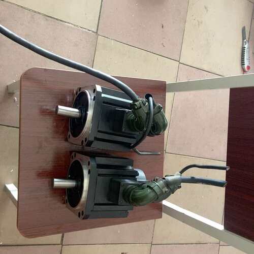 议价松下伺服电机MDME152GCGC 1.5KW 107V 原