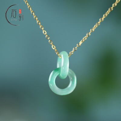 纯天然A货独龙玉冰绿飘花双环扣