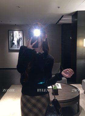ZONEE/LEA宋亦雯 法式港岛周末100棉坑条绞花工艺黑色针织毛衣女