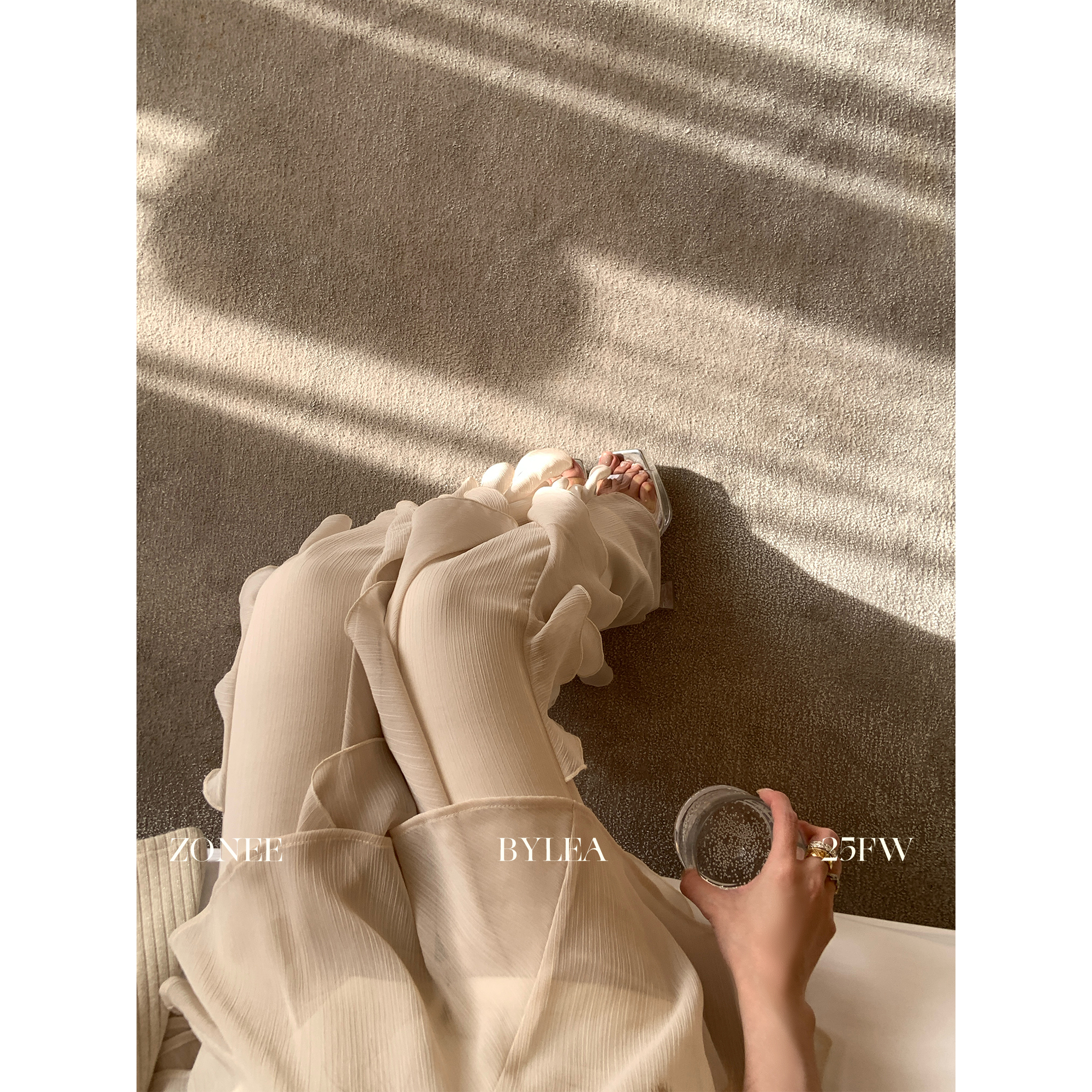 ZONEE/LEA宋亦雯荷叶边喇叭裤