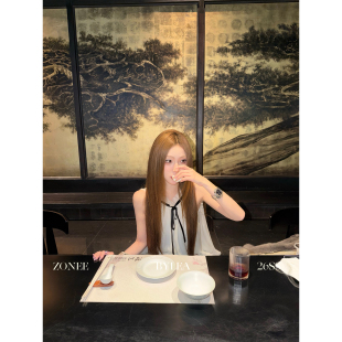 气质时髦挂脖露肩无袖 26新品 LEA宋亦雯法式 系带上衣 ZONEE