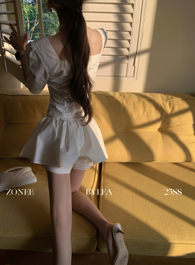 ZONEE/LEA宋亦雯 灵气感秘诀 法式设计感时髦气质A字白色半身裙裤