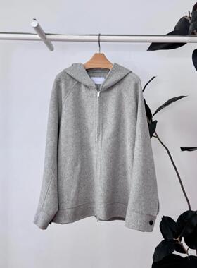 MM麦麦25秋冬新品宽松浅灰色绵羊毛连帽毛呢大衣外套女5GA170541