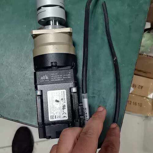议价汇川200W伺服电机MS1H1-20B30CB-A3可维修