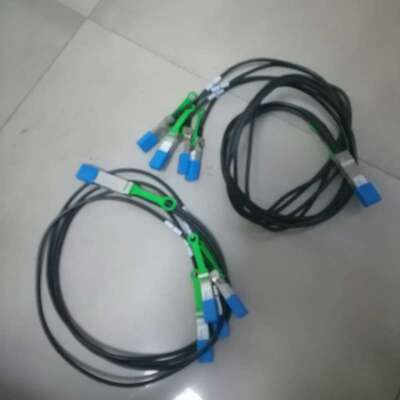 议价安费诺 AMPHENOL 一分四 光纤线，一个大的光模块转4可维修