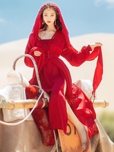 新疆西藏沙漠异域风情服装民族风连衣裙女云南青海湖旅游拍照红裙