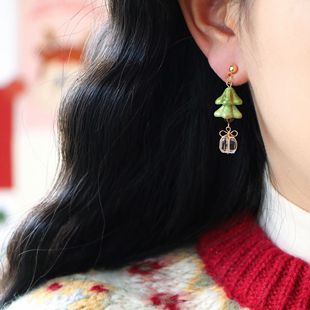 莉夏原创新款 圣诞耳饰秋冬绿色耳环复古捷克珠可爱耳夹高级感小众