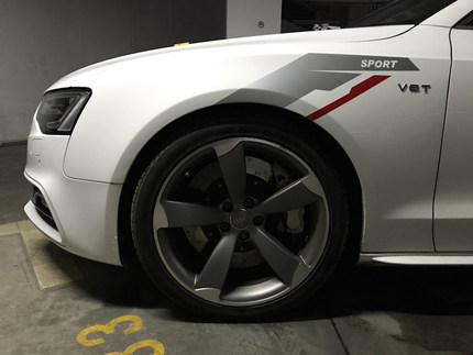 字母可定制汽车身通用改装拉花前叶子板装饰侧门遮划痕汽车贴纸F1