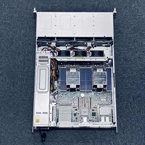 超微X12DDW-A6双路4189 12盘U2 4.0服务器傲腾二代内存和ES CPU