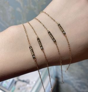 18K黄金钻石lucky手链简约精致方牌英文字母幸运手链闺蜜款