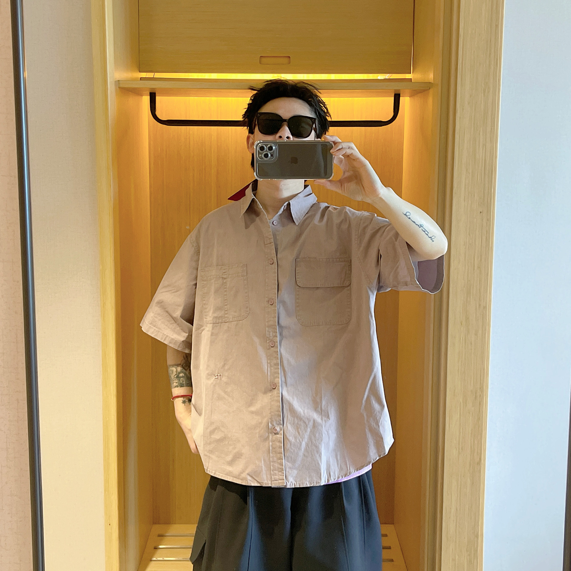 范哲贤 2025夏季新款日系简约工装纯色短袖衬衫男百搭宽松衬衣潮