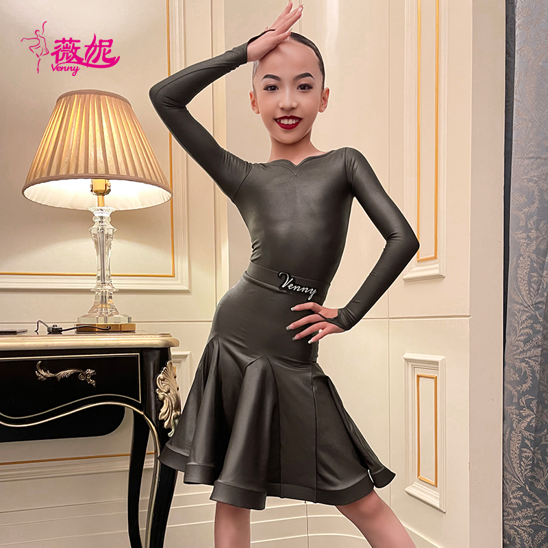 薇妮专业标准拉丁舞服女儿童分体上衣两件套规定服新款表演比赛服