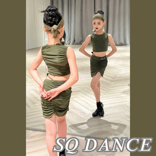 SQ拉丁舞服夏季女童训练服绿色褶皱分体包臀练功服套装班服表演服