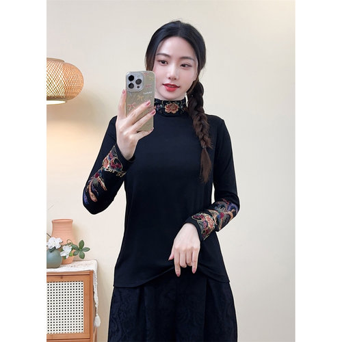 秋冬复古半高领刺绣长袖T恤女