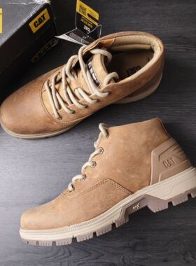 43码CAT专柜撤柜马丁靴中帮牛皮秋冬厚底男鞋工装靴p725151 微瑕