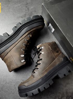 CAT卡特撤柜休闲牛皮革舒适透气耐磨高帮靴p110497 p110495微瑕