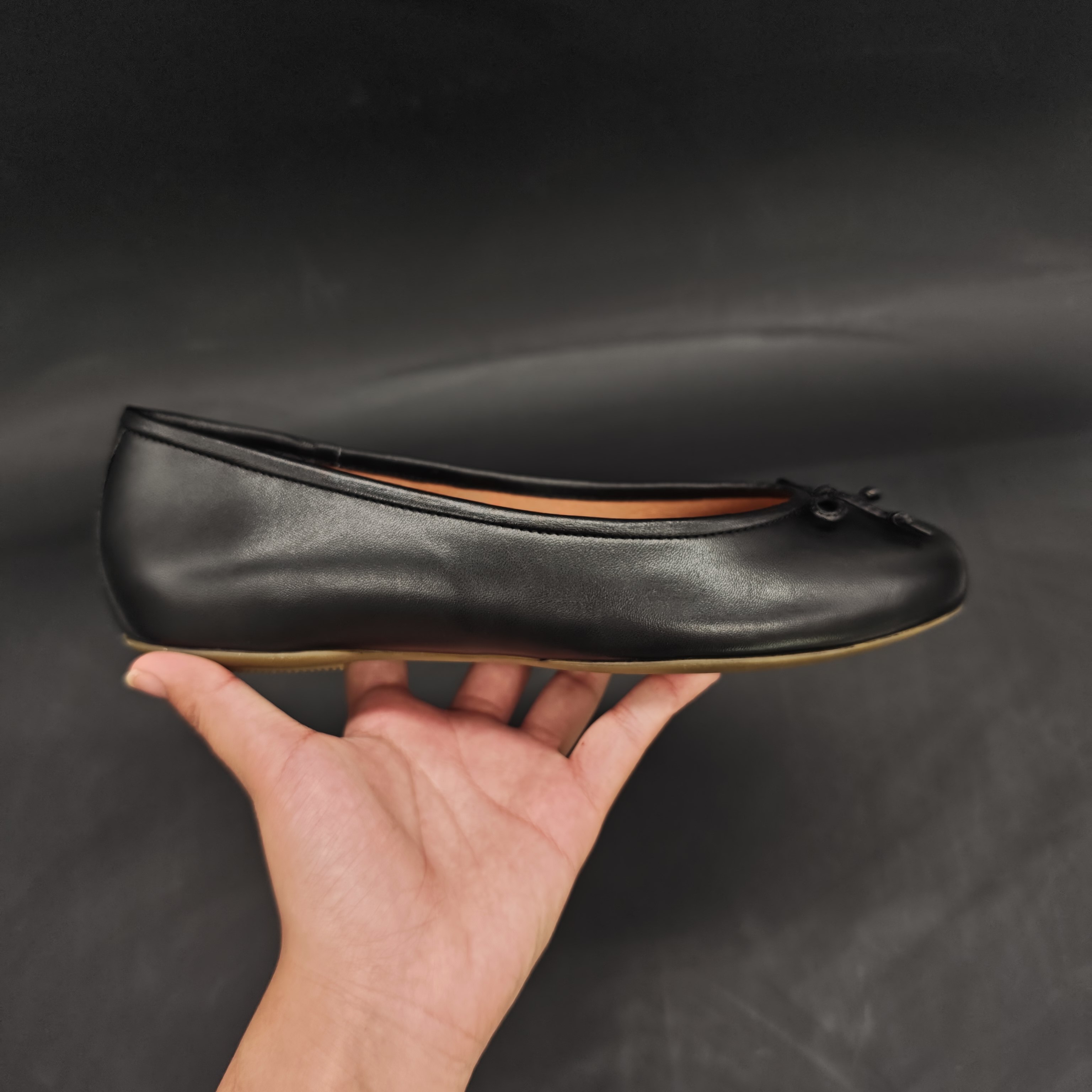 37码 GEOX健乐士女士牛皮芭蕾舞鞋 D45MUH  C9999