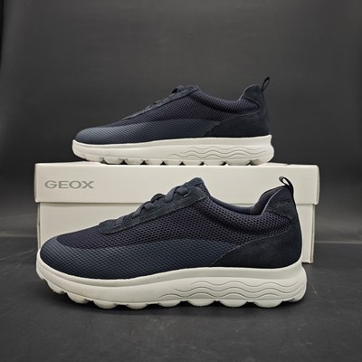 GEOX男士休闲套脚网面蓝气球底休闲鞋无原盒（39 40 44 46码）