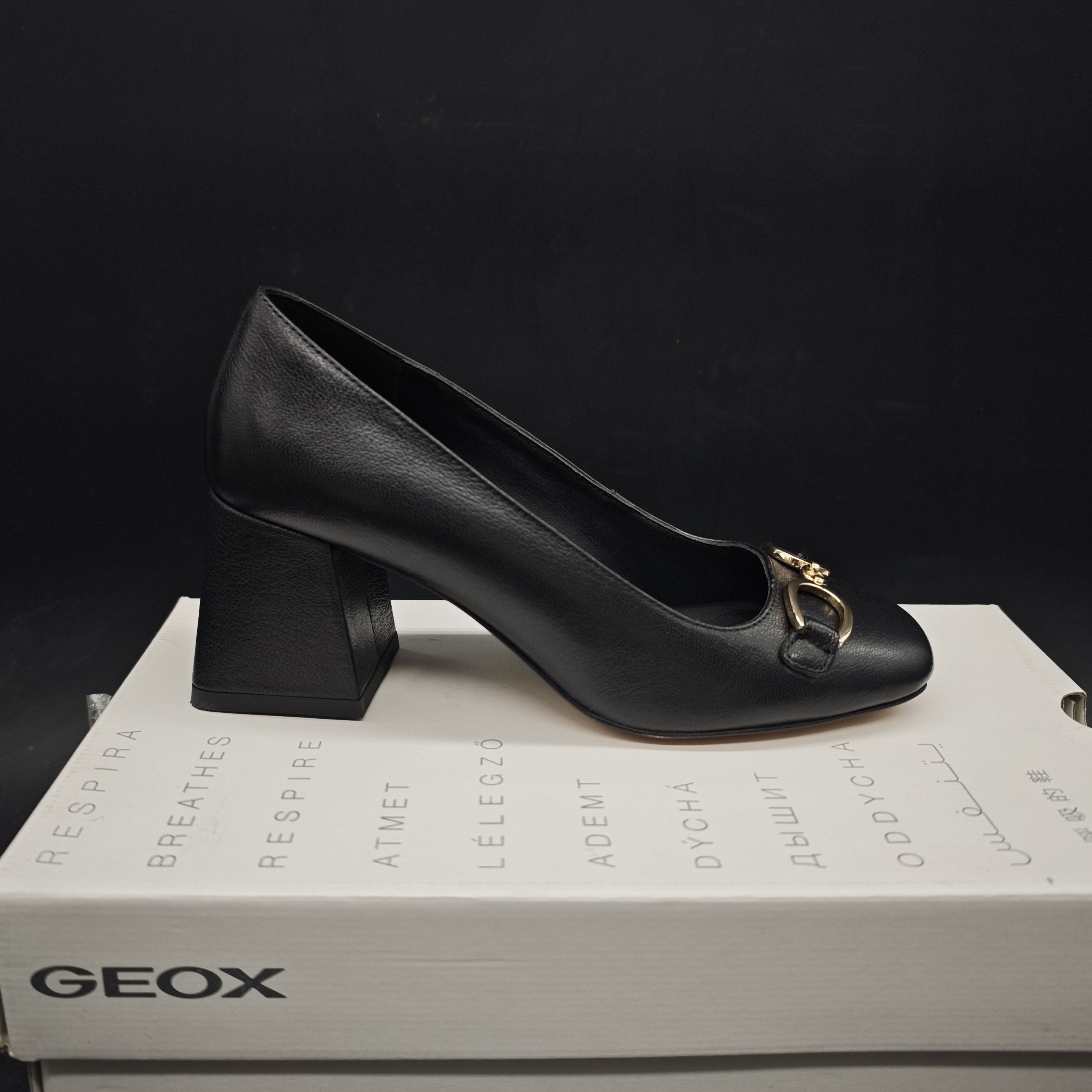 36码 专柜撤柜25年新品Geox健乐士女士百搭高跟鞋D46D1A C9999,女鞋,深口单鞋,淘宝优惠券,粉丝福利购,淘宝优惠卷