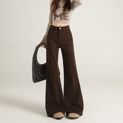 咖色不贴腿微喇牛仔裤女