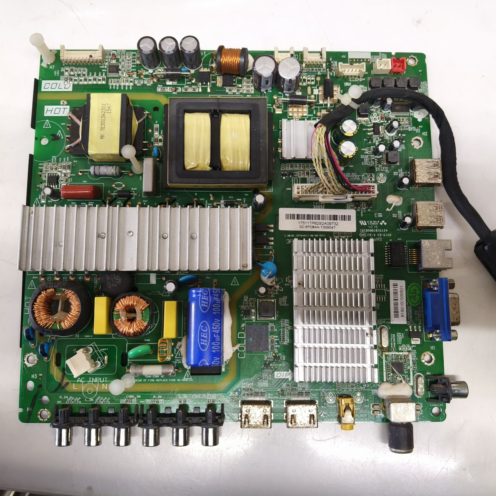 原装东芝48L2500C主板1.30.01.3RT84AV3-00-00配屏LVF480SSDX现货