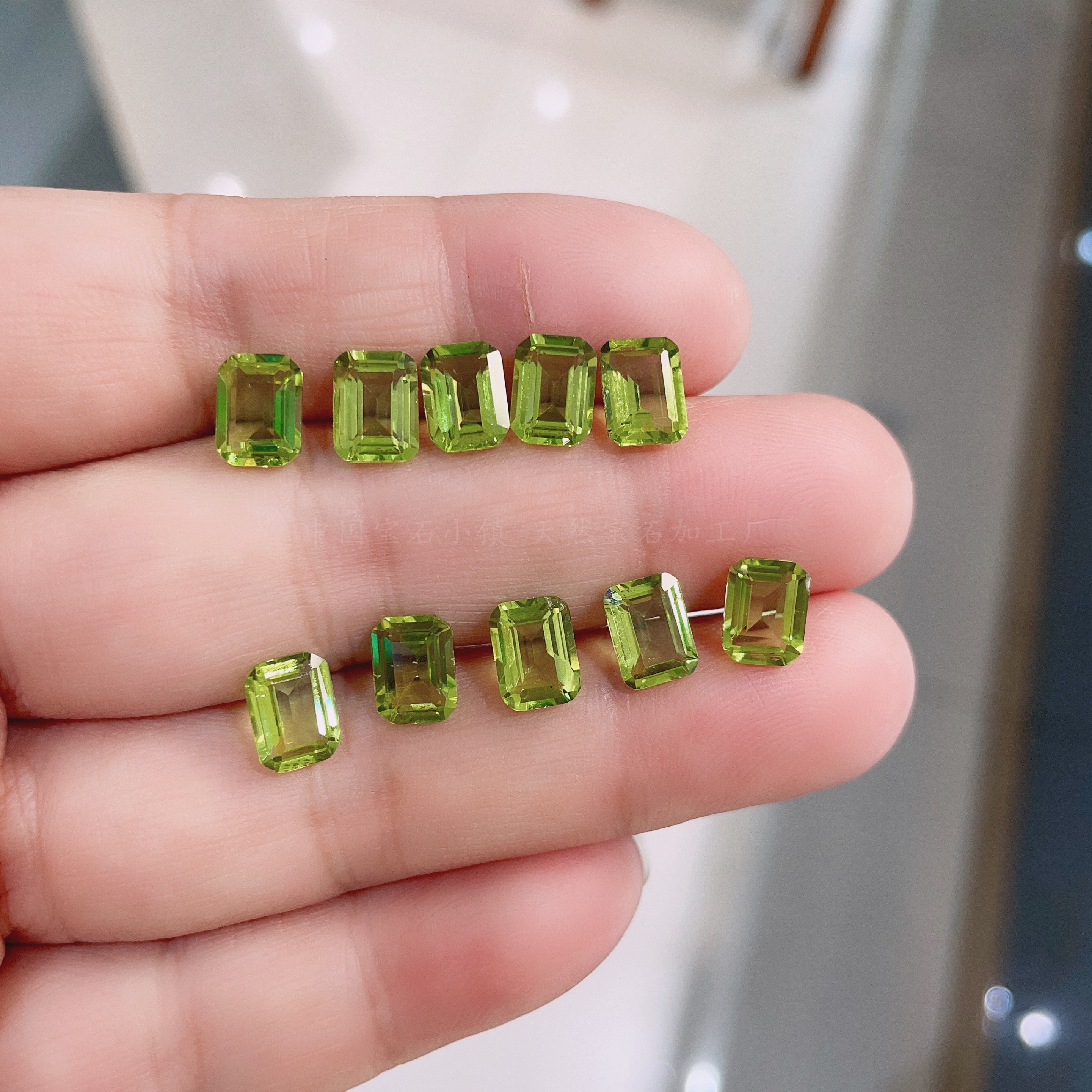 天然全净橄榄石裸石 戒面 正方 长方形3*5 4*6 5*7 6*8mm绿色石