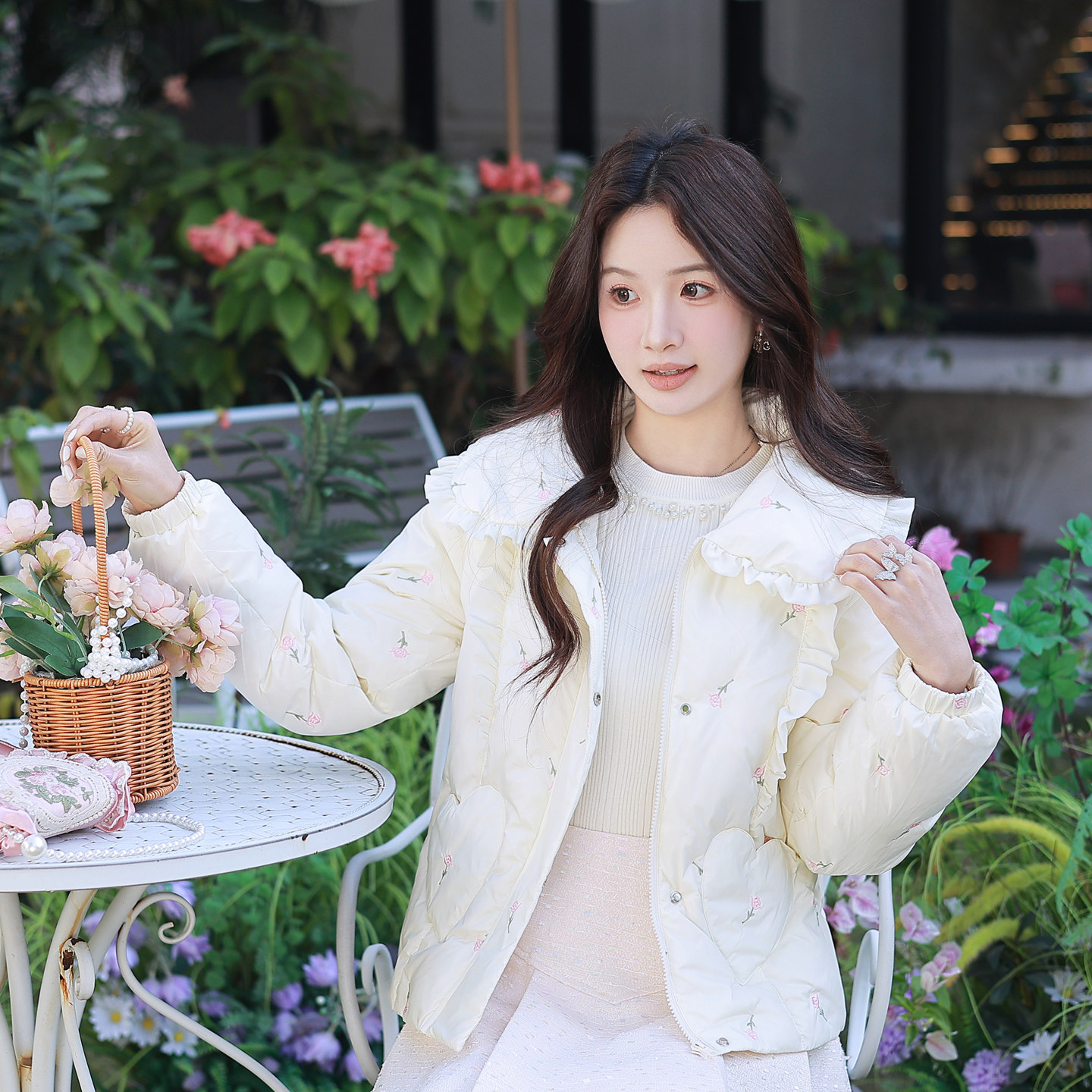 ATAR新中式绣花羽绒服甜美外套淑女娃娃领木耳花边爱心口袋上衣潮,女装/女士精品,羽绒服,淘宝优惠券,粉丝福利购,淘宝优惠卷