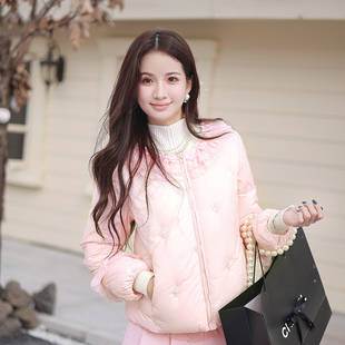 ATAR甜美天鹅刺绣荷叶边拼接羽绒服 冬女装新款修身圆领短款外套