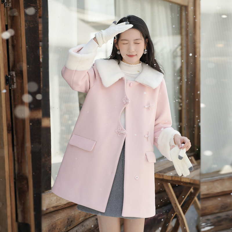 ATAR甜美女毛领拼接中长款毛呢外套 冬装新款立体花朵扣呢子大衣