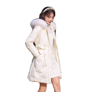 ATAR蝴蝶绣花羽绒服女冬季新款90白鸭绒连帽狐狸毛领保暖中长外套