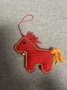 纯手工编织可爱小马挂件#马上有钱#钥匙扣包包挂件#外套拉链挂件