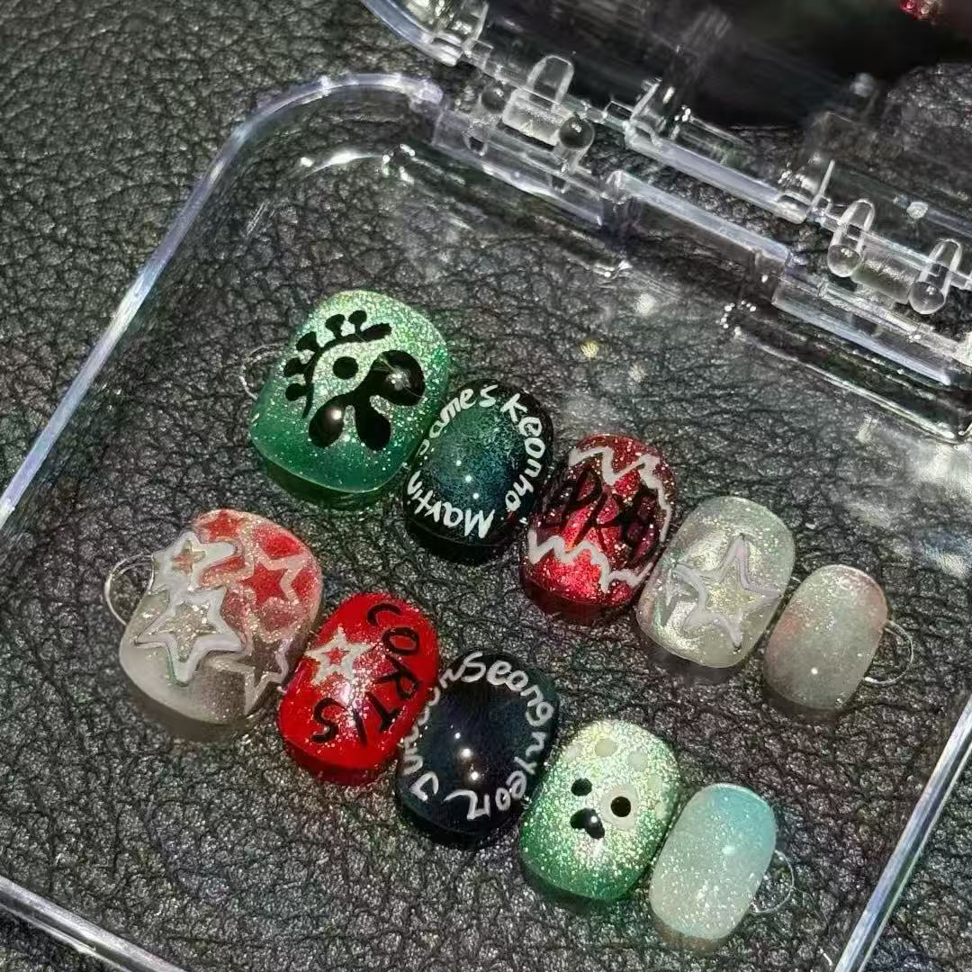 潮色星序穿戴甲红绿撞色猫眼