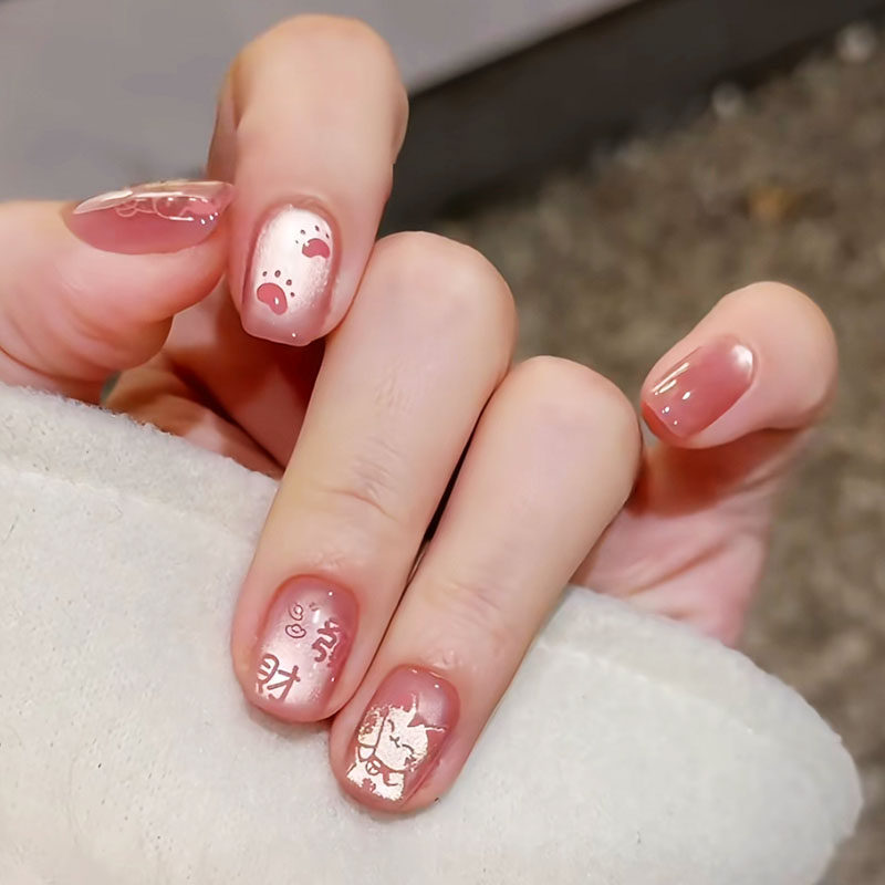 凯蒂奶芙猫眼穿戴甲发招财猫粉色少女风可爱显白新年短款美甲贴片,彩妆/香水/美妆工具,穿戴甲/甲片,淘宝优惠券,粉丝福利购,淘宝优惠卷