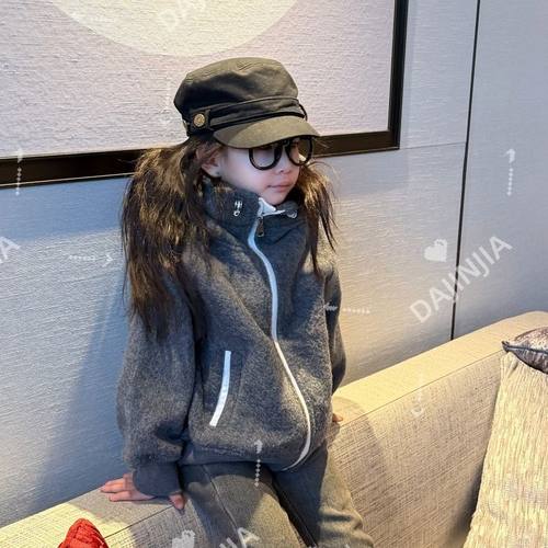 25冬季重工轻奢鹅羊毛绒男女宝飞行夹克大连帽羊毛呢拉链外套灰色