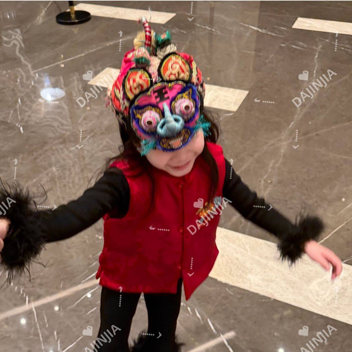 26新中式拜年服国潮风盘扣唐装红色夹棉马甲新款男女儿童年服外套,童装/婴儿装/亲子装,唐装,淘宝优惠券,粉丝福利购,淘宝优惠卷