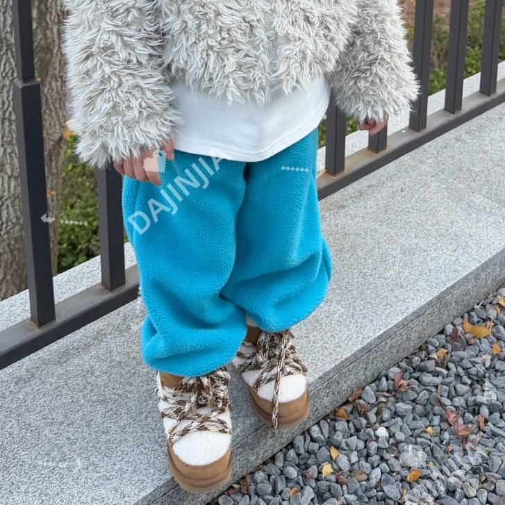 25冬季新款湖蓝色多巴胺童年活力一条过冬加绒卫裤加厚蓝色卫裤