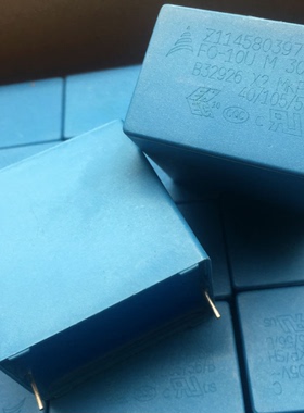 EPCOS西门子薄膜安规电容106 10UF 305VAC 37.5MM B32926C3106M