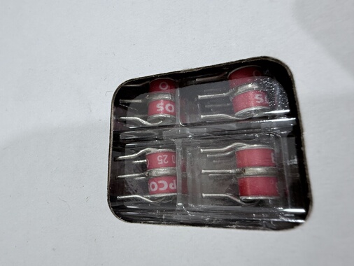 T83-A90X 西门子EPCOS放电管 B88069X8300B502 陶瓷气体防雷管