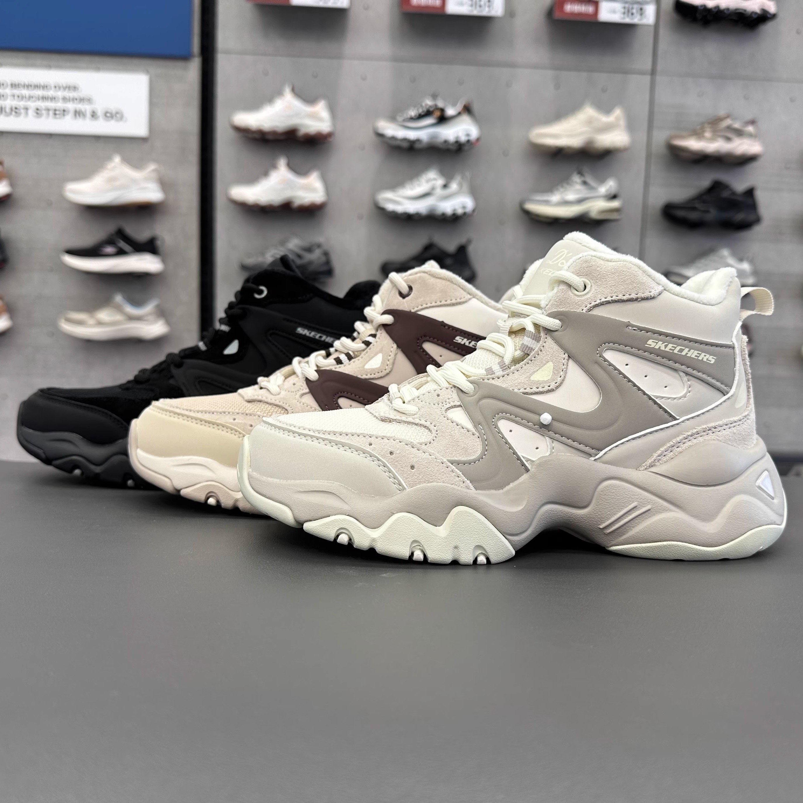 Skechers斯凯奇女士秋冬加绒保暖缓震舒适高帮老爹鞋雪地靴169078