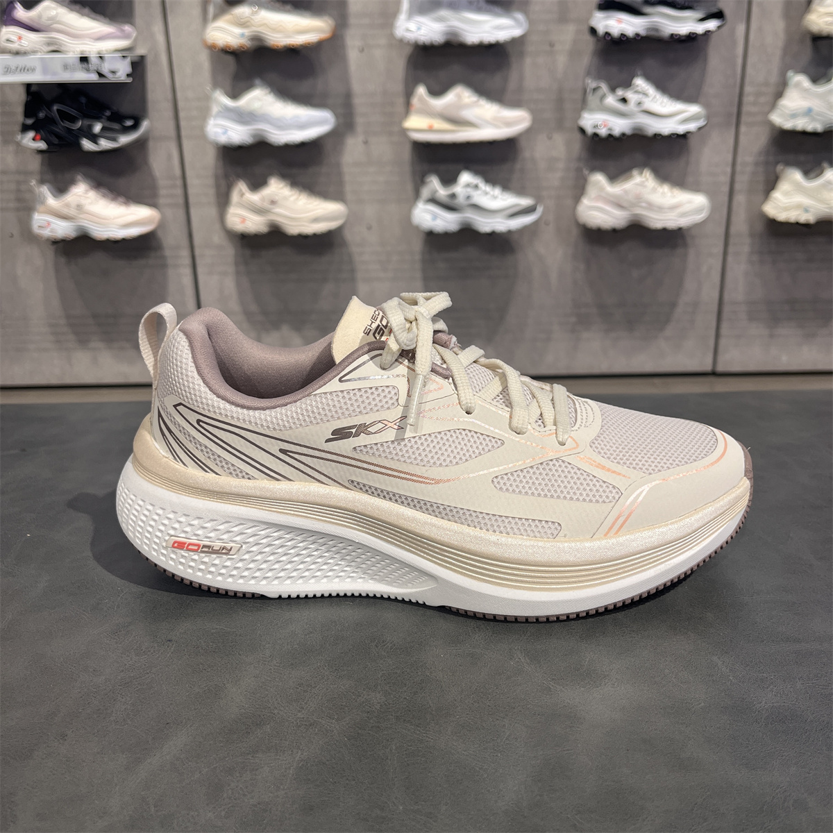 Skechers斯凯奇女透气运动鞋
