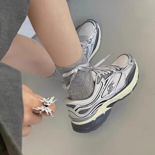 Skechers斯凯奇闪穿银翼鞋男女Y2K复古金属色233150运动鞋150710