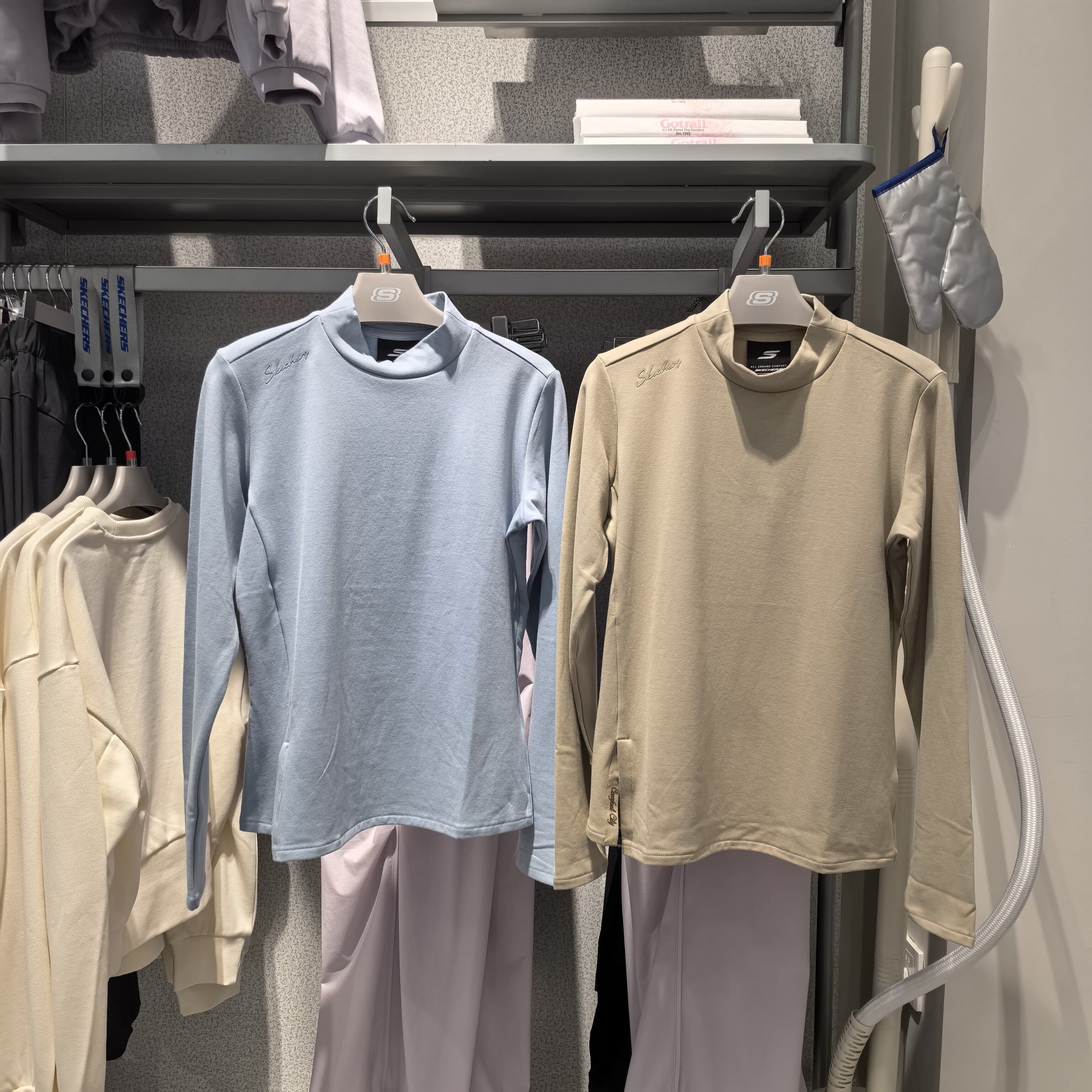 Skechers斯凯奇女士加绒软糯亲肤舒适修身长袖针织T恤衫P426W101