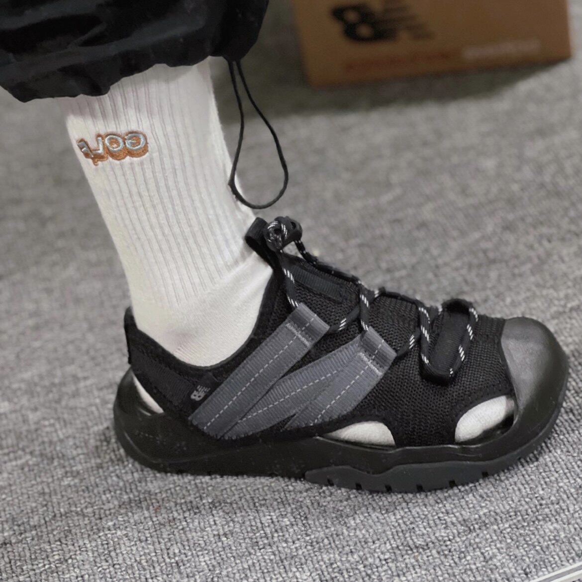 NewBalance夏季户外凉鞋