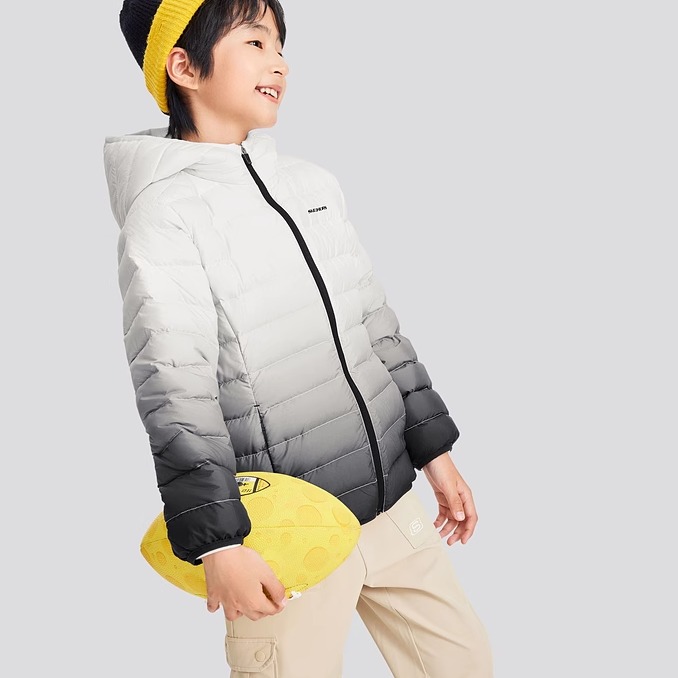 斯凯奇保暖连帽常规羽绒服