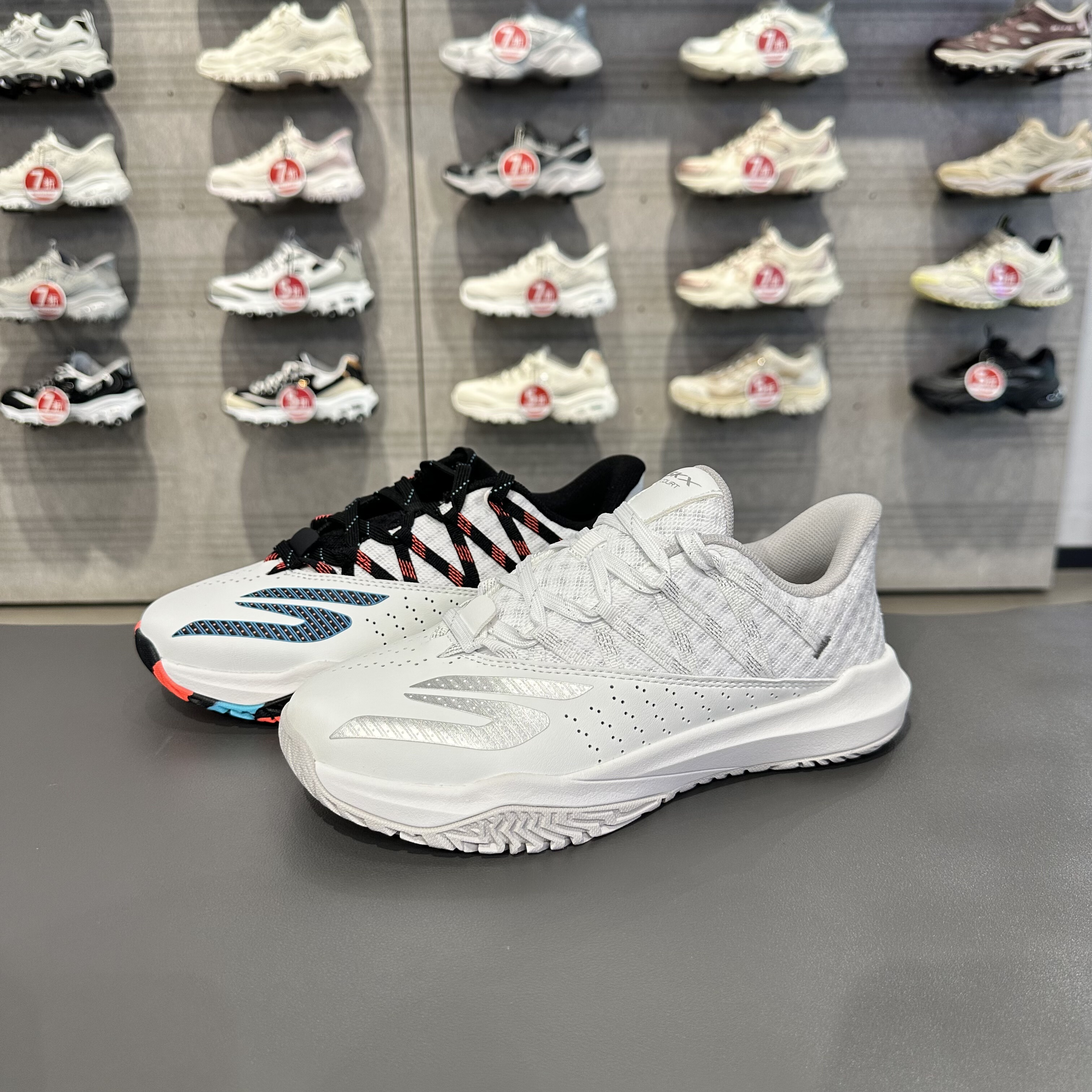 Skechers斯凯奇女柔软高弹透气百搭舒适耐磨抓地匹克球鞋172110C