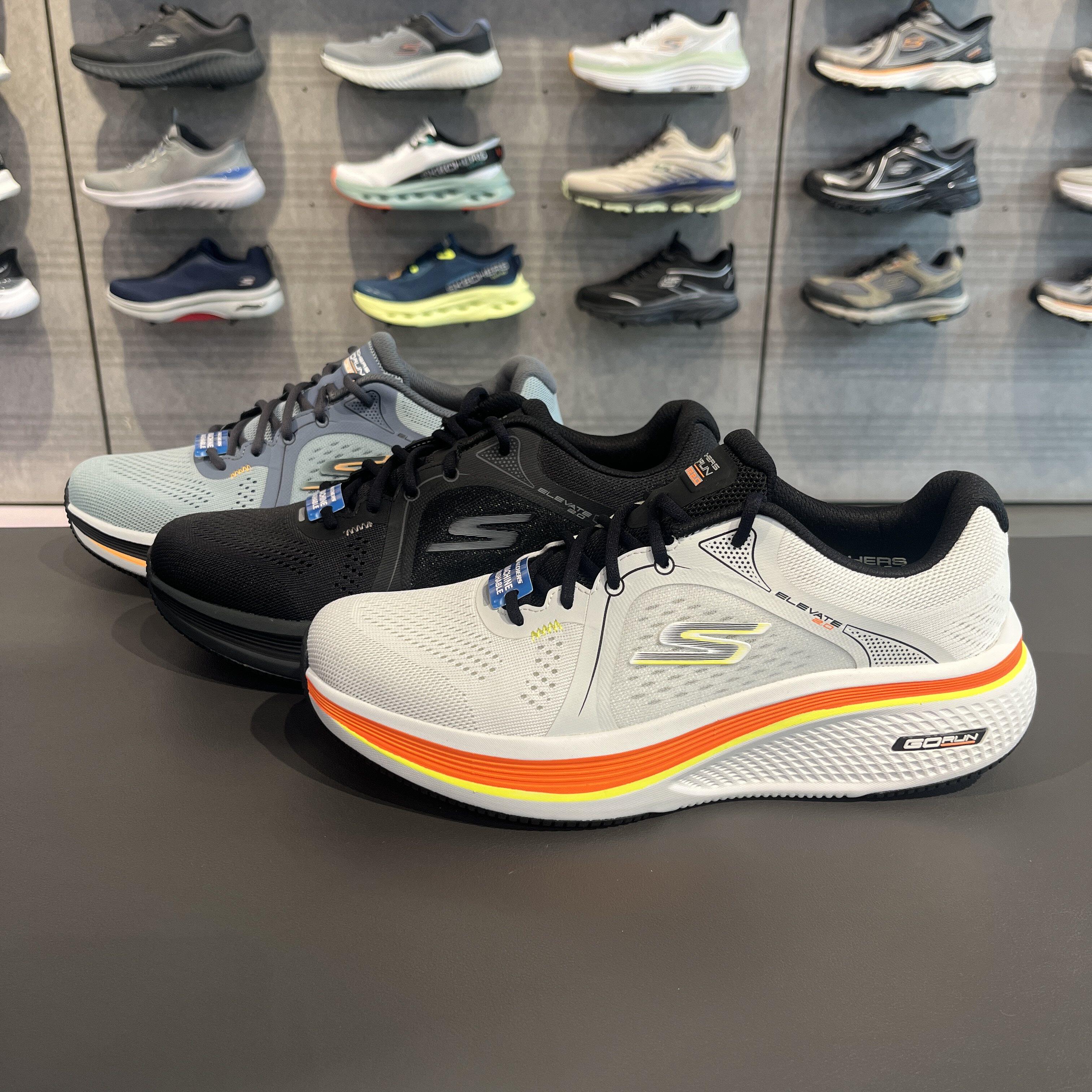 Skechers斯凯奇男士轻盈舒适透气简约百搭厚底运动跑步鞋220855