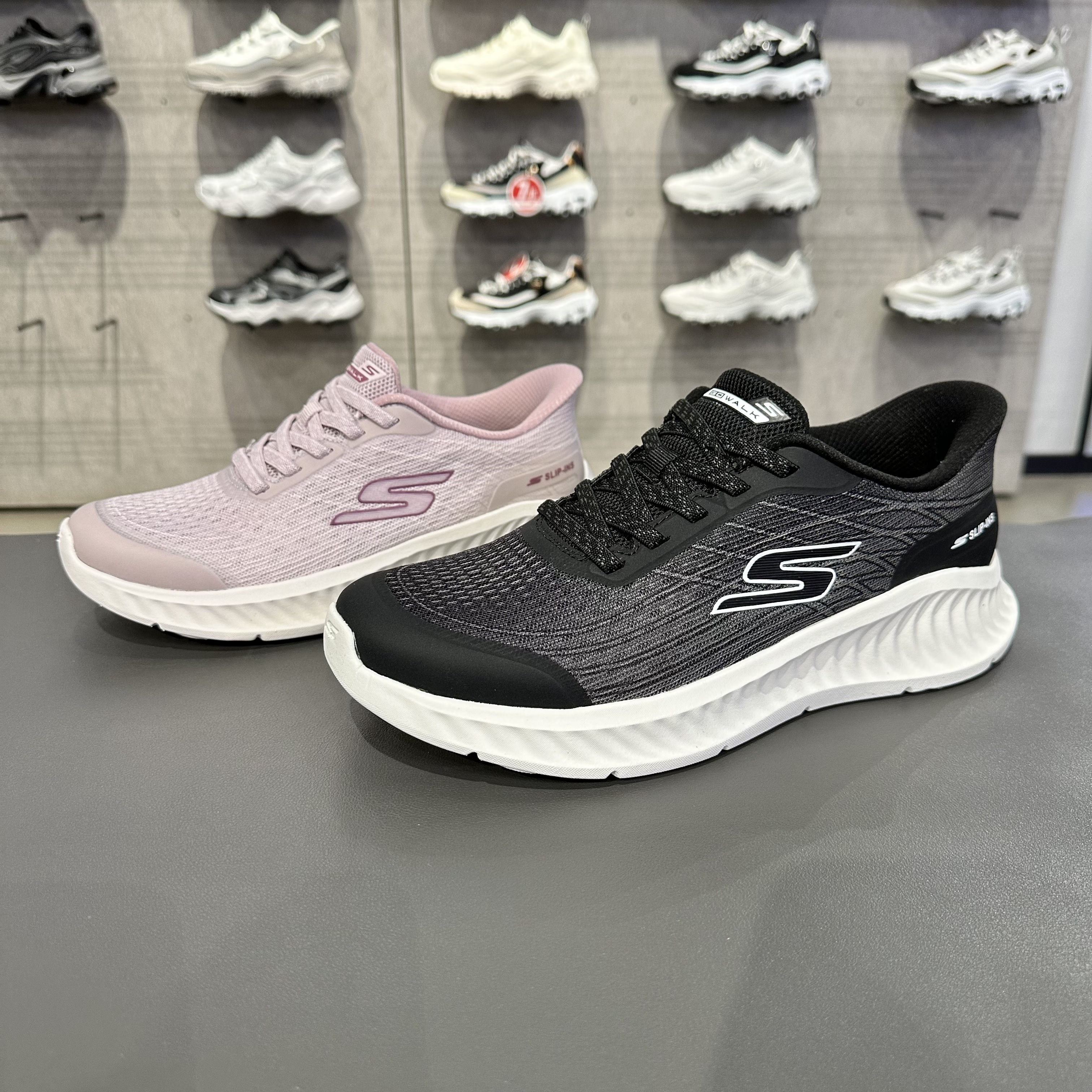 Skechers斯凯奇女士一脚蹬闪穿鞋轻盈透气舒适休闲健步鞋125664
