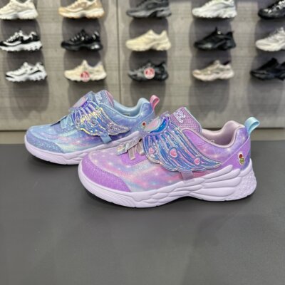 Skechers斯凯奇女童闪粉童趣可爱蝴蝶舒适运动休闲闪灯鞋303067L