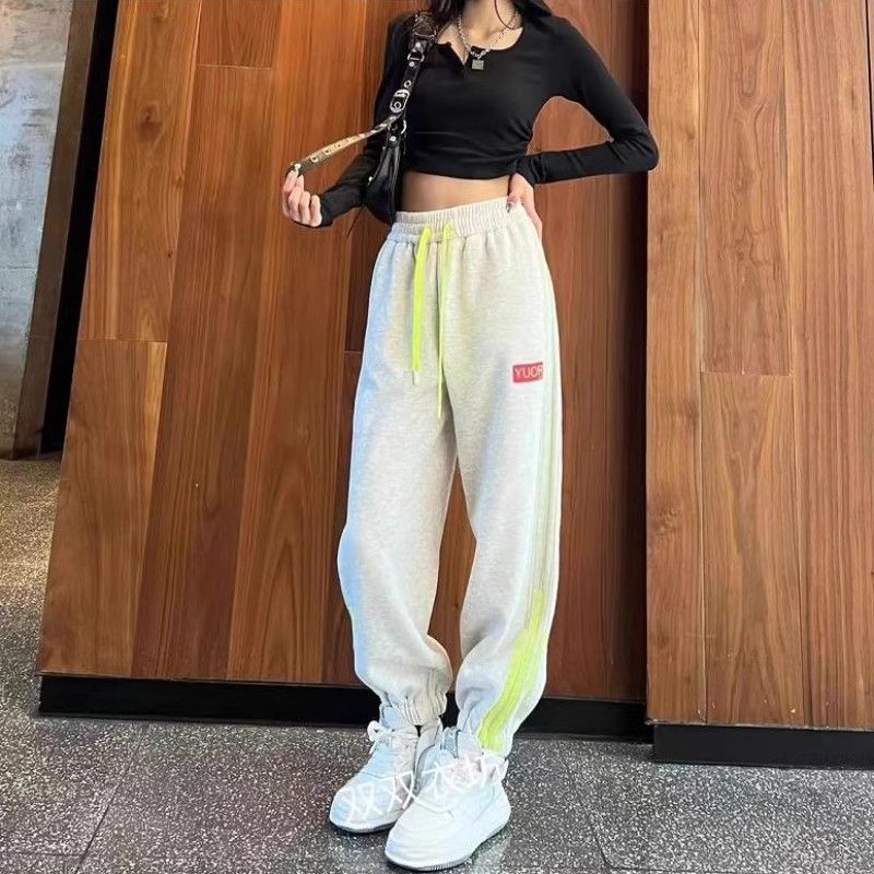 运动裤女加绒加厚休闲保暖束脚长裤子秋冬潮流百搭哈伦裤时尚卫裤