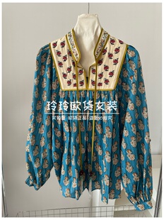 2026年欧货正品早春款领口立体花朵钉珠流苏系带刺绣宽松印花上衣